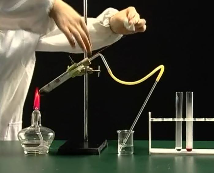 演示实验4-9《铜与浓硫酸的反应验》高清视频wmv下载